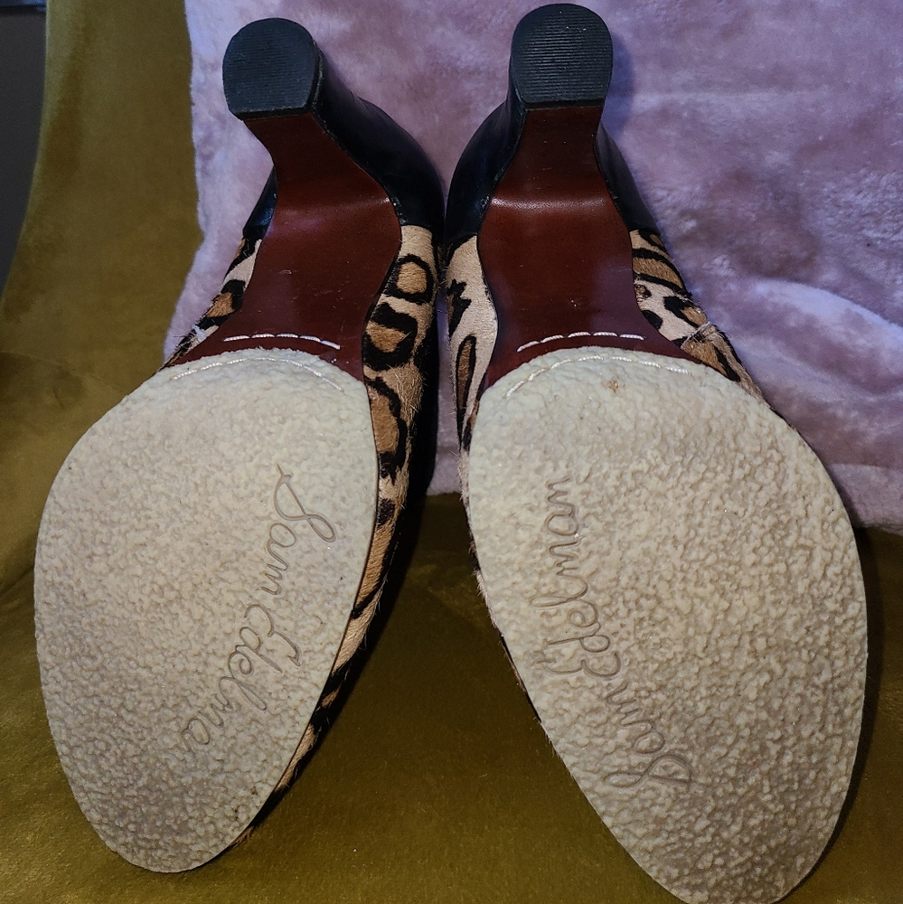 Sam Edelman Leopard booties - Picture 2 of 6